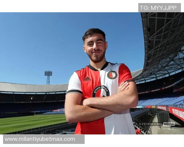 拜仁派球探考察费耶诺德19岁右后卫雷德引发关注 拜仁派球探考察费耶诺德19岁右后卫雷德引发关注