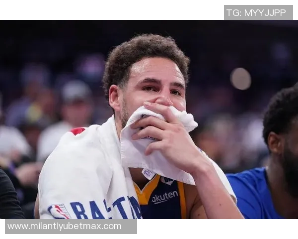 克莱汤普森逆袭之路单节狂砍37分单场14记三分震撼全场的传奇表现