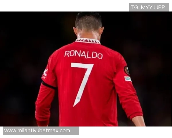 拉门斯回忆童年追随哥哥成为曼联球迷的美好时光与情感纽带