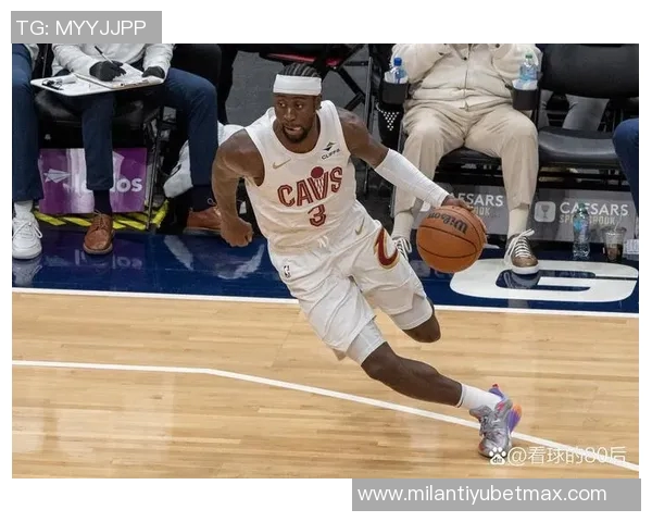 卡马拉全能表现助力球队胜利11投5中贡献13分7篮板3助攻2抢断1盖帽正负值5