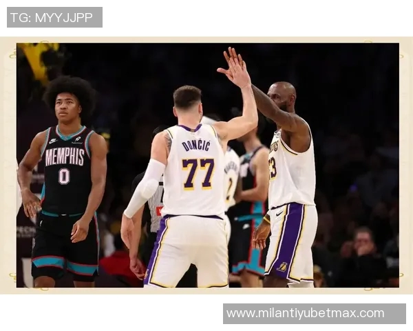 湖人状态回暖连胜攀升西部第三明日对决开拓者争夺季后赛优势