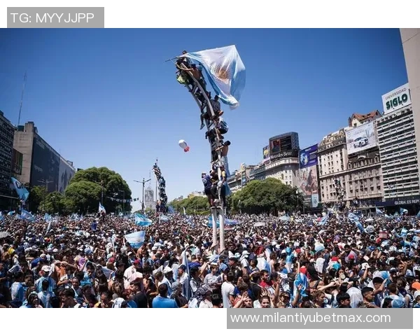 阿根廷球迷世界杯购票需求全球第五票价飙升引发热议与争议